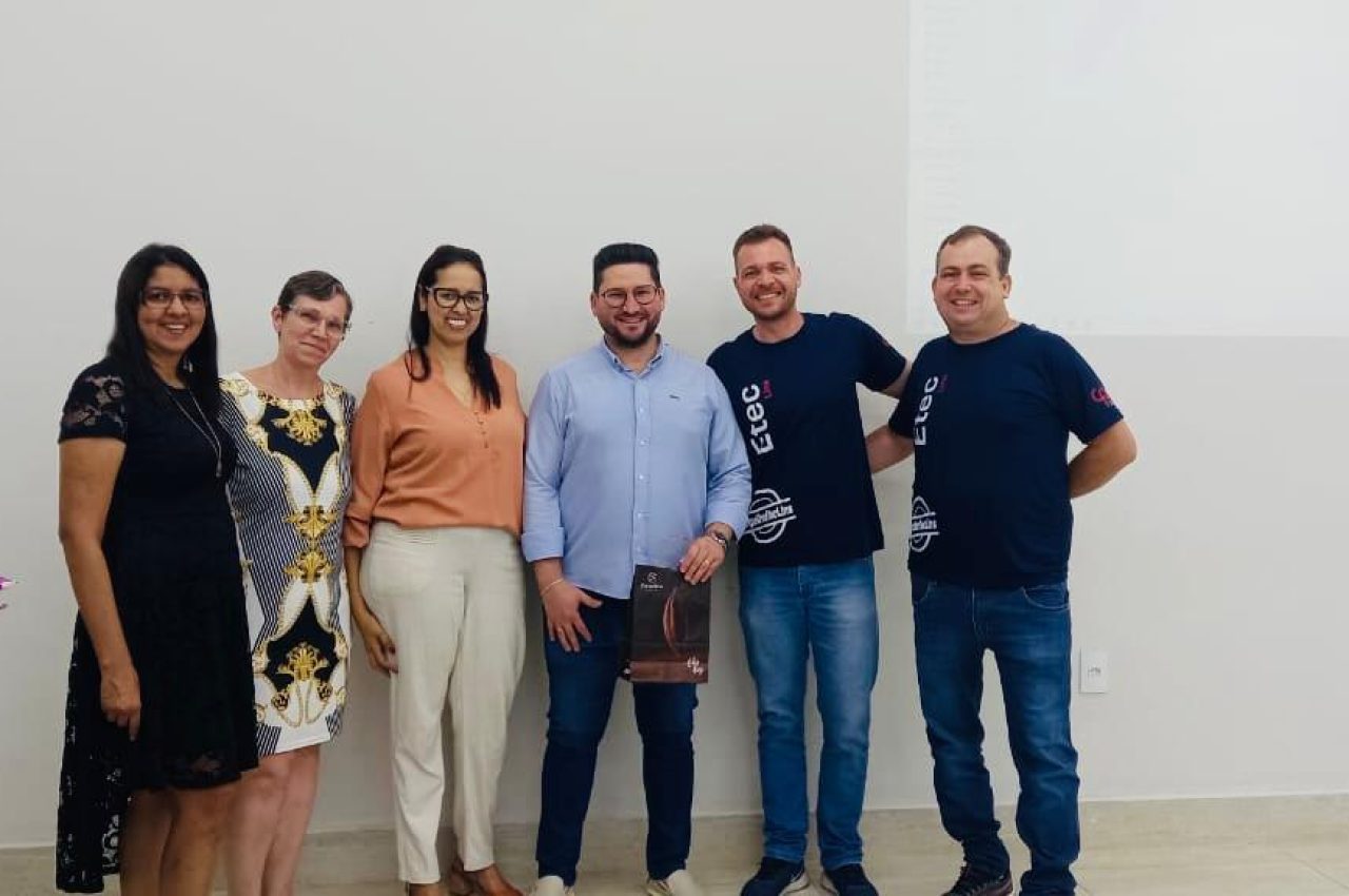 Palestra Oportunidades que Motivam os Profissionais da Área Química (1)
